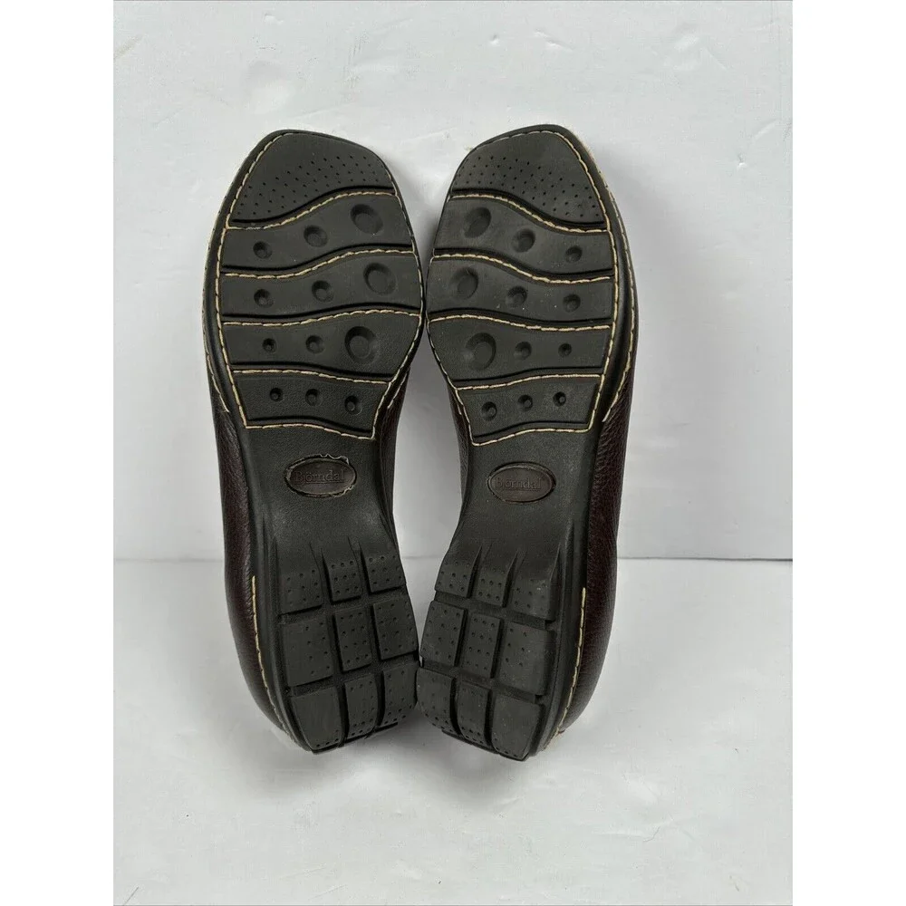 Bjorndal Brown Leather‎ Driving Moccasin slip On Shoe Size 9M *peeling One Heel